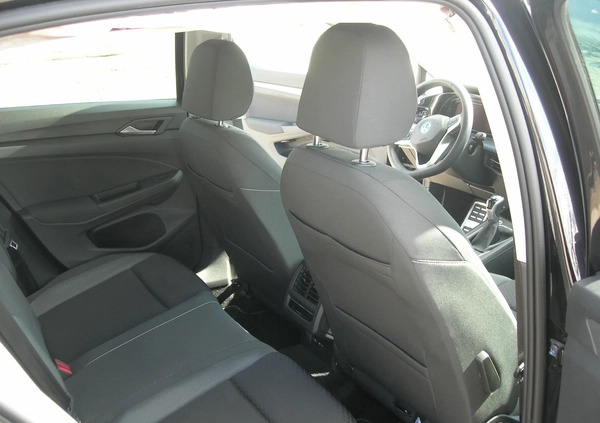 Volkswagen Golf cena 39900 przebieg: 15571, rok produkcji 2021 z Świeradów-Zdrój małe 211